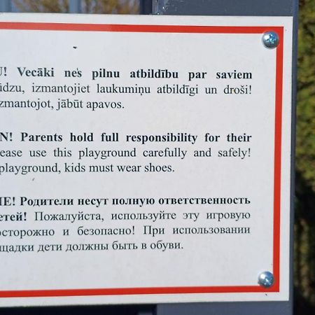 Family Garden House With Free Private Parking & Playground Villa Riga Exterior photo