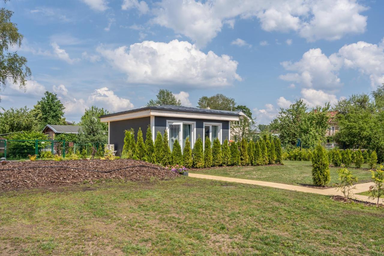 Family Garden House With Free Private Parking & Playground Villa Riga Exterior photo
