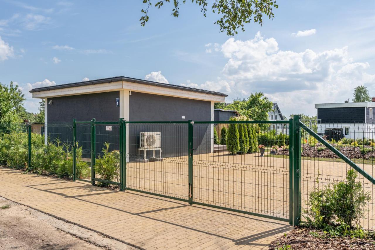 Family Garden House With Free Private Parking & Playground Villa Riga Exterior photo